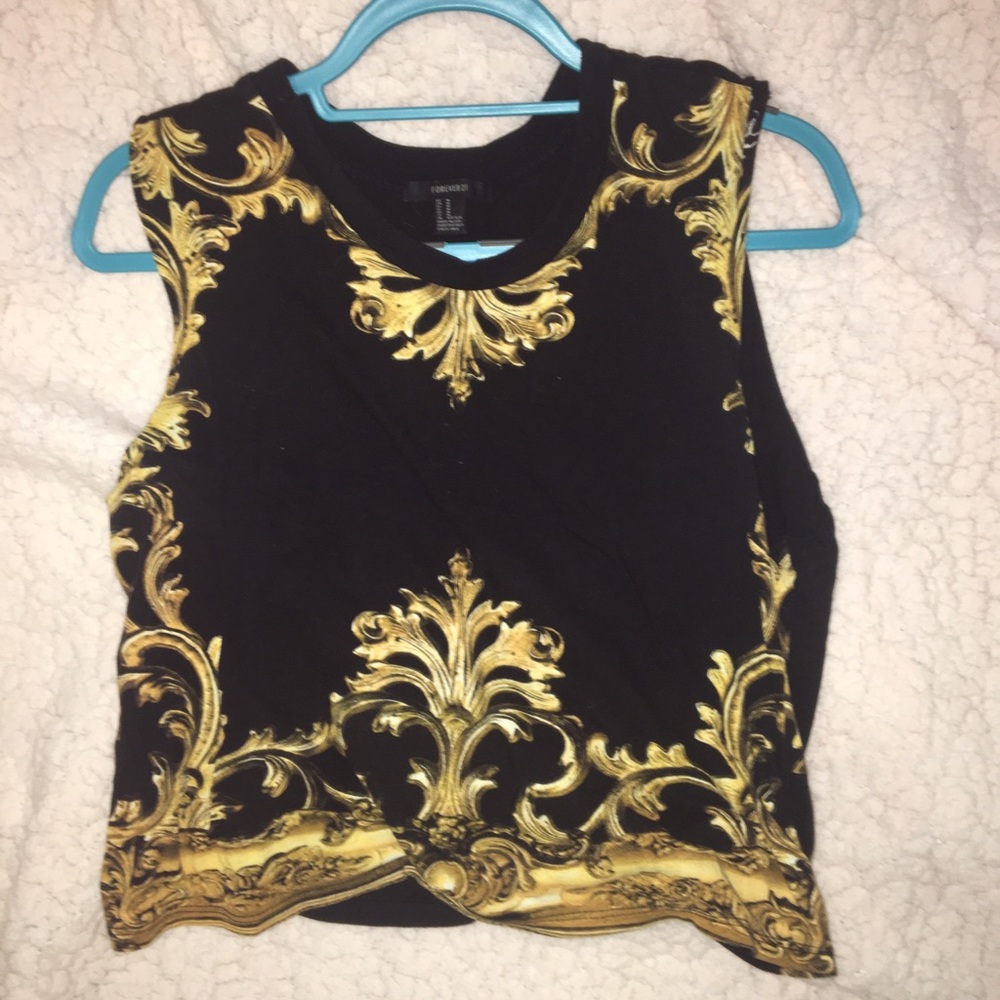 Sleeveless black and gold top forever21